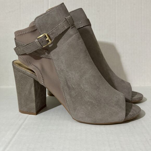 Hot Tomato Shoes - Womens Shoes size 11 M Boots Booties Block Heel Beige Dressy Open Toe